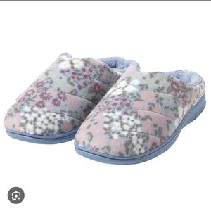 Dearfoams Women's Slippers